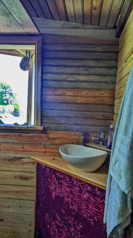 Guanaja Backpackers Hostel Exterior photo