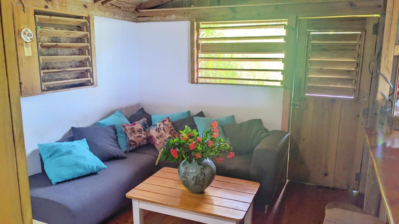 Guanaja Backpackers Hostel Exterior photo